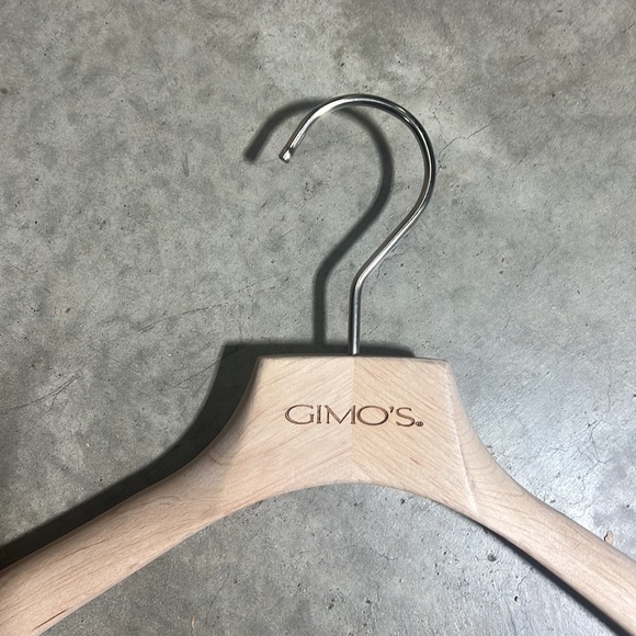 Gimo’s Solid Wood Hanger - Picture 2 of 2